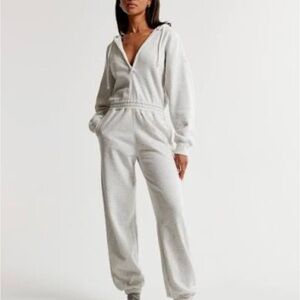 ABERCROMBIE AND FITCH- Women's Gray Jumpsuit SIZE MEDIUM